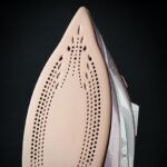 Russell Hobbs Pearl Glide Iron - Image 3