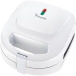 Pineware 2 Slice Sandwich Maker – Compact 750W Toaster with Locking Handle
