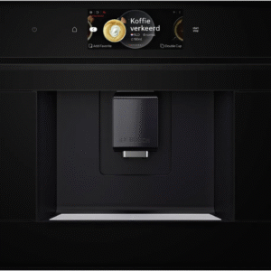 Bosch Serie 8 built-in coffee machine in black with Home Connect and AromaSelect