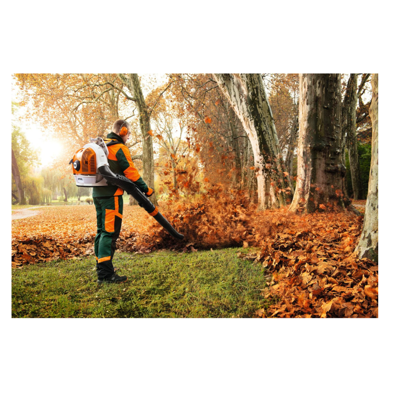 STIHL BR700 STIHL BR700 Petrol Backpack Blower - Professional Grade Leaf Blower 4.4HP - Image 4